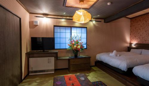 Deluxe Family Room