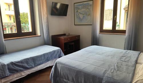 Small Triple Room