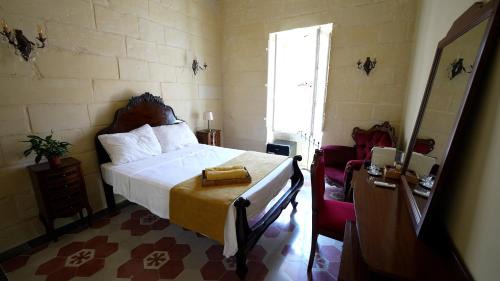 Deluxe Double Room with Bath