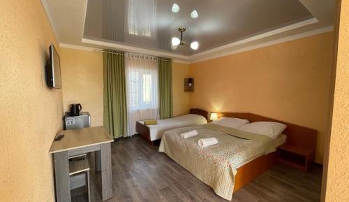Triple Room with Private Bathroom