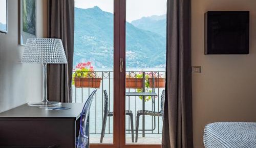 Double Room with Lake View
