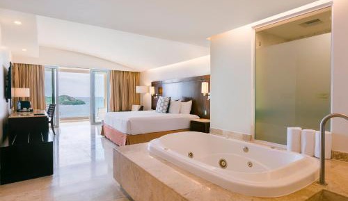 Luxury Suite