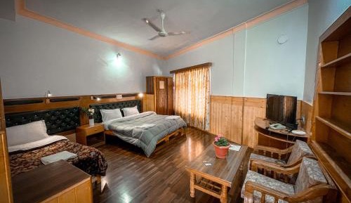 Basic Triple Room