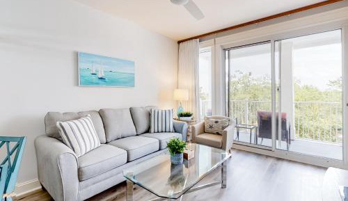 One Bedroom Apartment