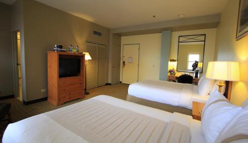 Deluxe Queen Room with Two Queen Beds