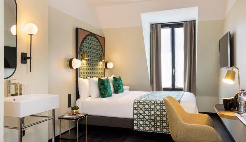Privilege Double Room with Bath tub
