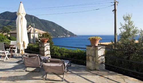 Double Room with Balcony and Sea View