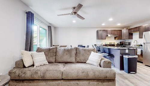 One Bedroom Apartment