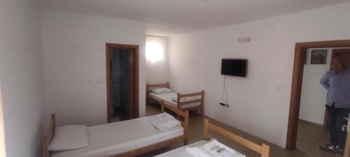 Budget Triple Room