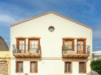 Eight-Bedroom House