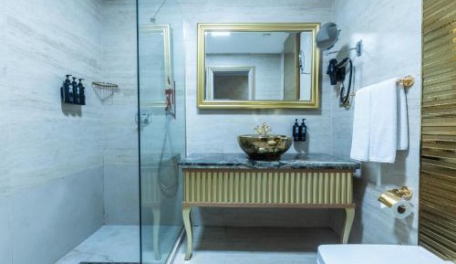 Standard Room with Jetted Tub