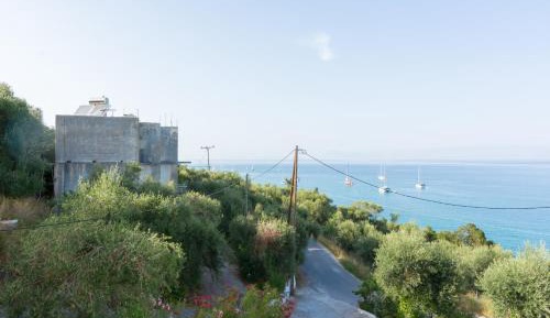 Double or Twin Room with Side Sea View