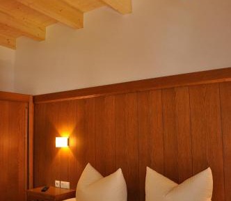 Apartment 316 (2-4 Adults)