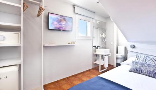 Superior Single Room