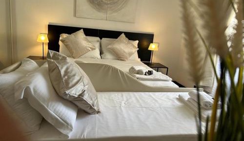 Triple Room with Private Bathroom