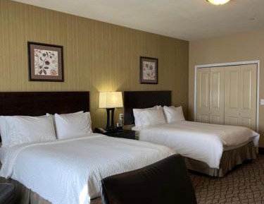 Standard Queen Room with Two Queen Beds