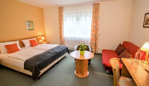 Large Double Room