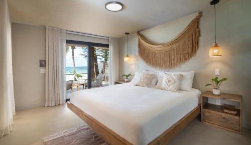 Beach Front Suite