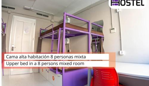 Bed in 8-Bed Mixed Dormitory Room