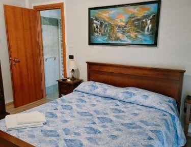 Large Double Room