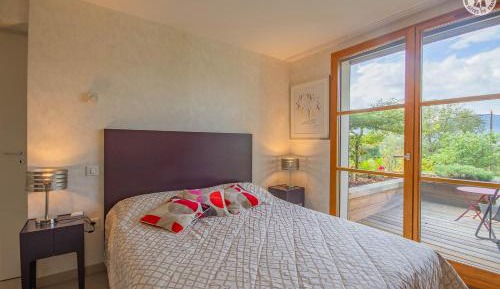 Deluxe Room 2