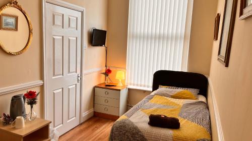 Budget Single Room