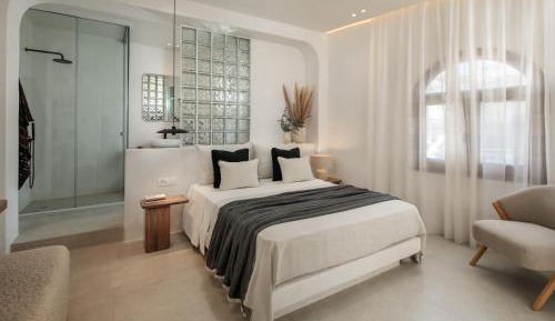 Suite with Balcony
