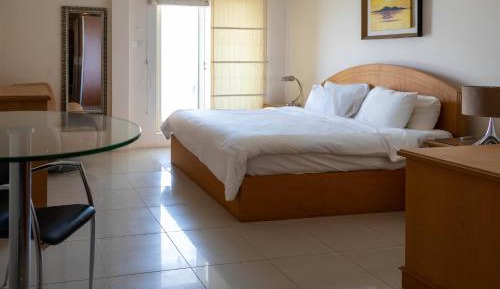 One-Bedroom Suite