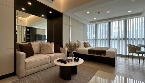 Studio Apartment