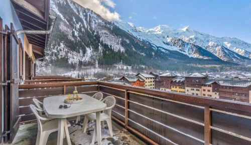 Two-Bedroom Apartment (7 people) - Aiglons
