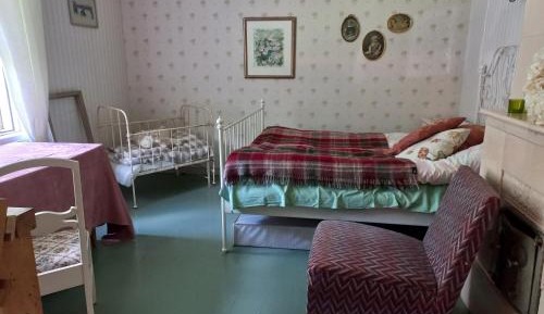 Double Room with Shared Toilet