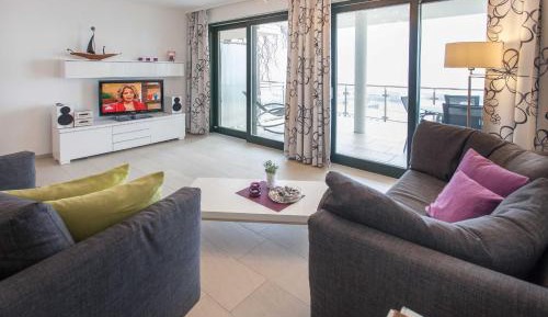 One-Bedroom Apartment with Balcony