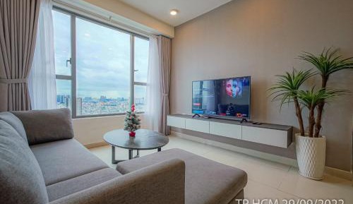 Three-Bedroom Apartment with View