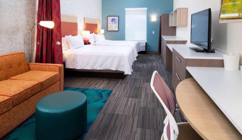 Queen Studio with Two Queen Beds - Non-Smoking