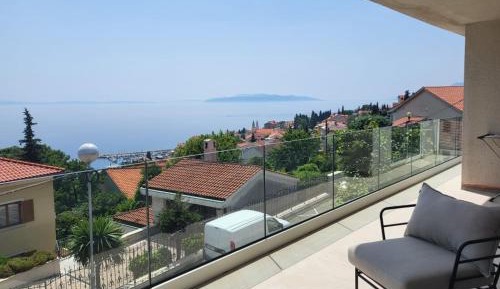 Apartment with Sea View