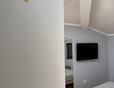 Standard Double Room with Shared Bathroom