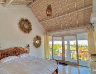 Deluxe Double Room with Balcony and Sea View