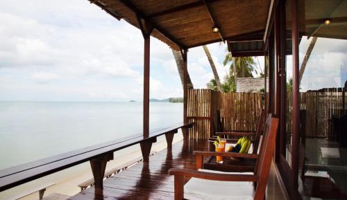 One-Bedroom Suite - Beach Front