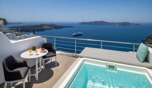 Junior Suite with Outdoor Heated Tub