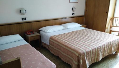 Basic Triple Room