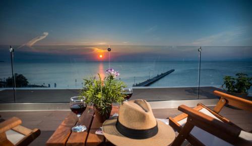 Double Room with Balcony and Sea View