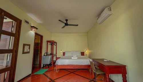 Deluxe Double Pool View with Balcony