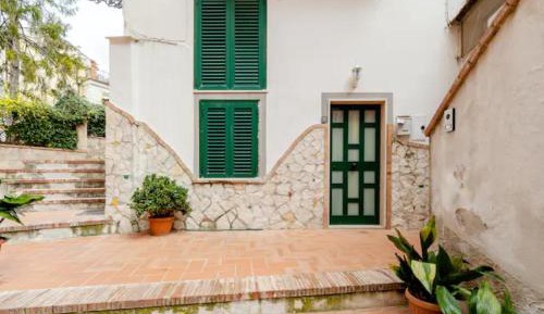 One-Bedroom House