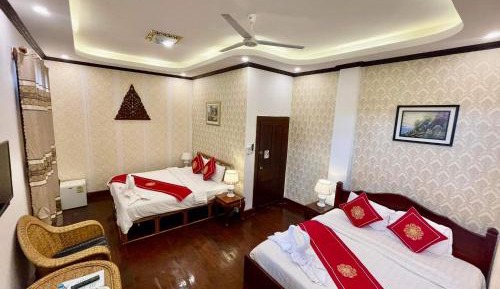 Deluxe Family Room