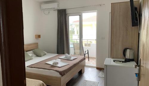 Triple Room with Balcony