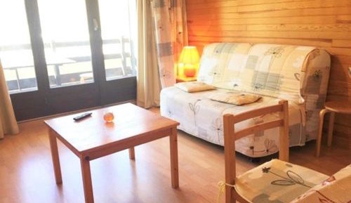 Apartment (5 Adults)