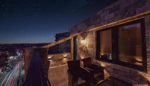 Double or Twin Room with Terrace