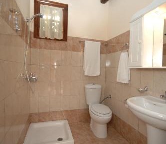 Studio (4 Adults)