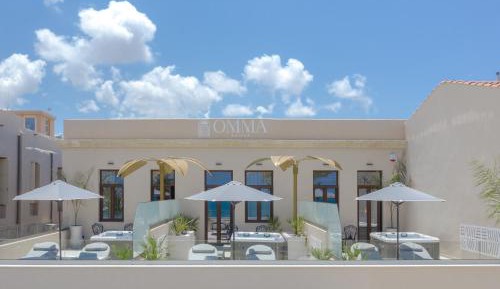 Executive Suite with Outdoor Jacuzzi - Sea View