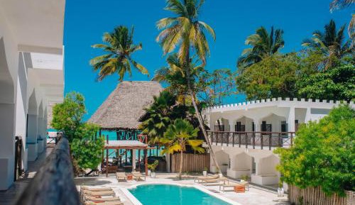 Deluxe Double Room with Side Sea View